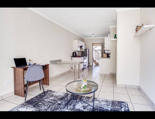 1 BEDROOM APARTMENT FOR SALE IN BEVERLEY